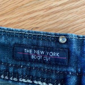 Women’s Vigoss 👖